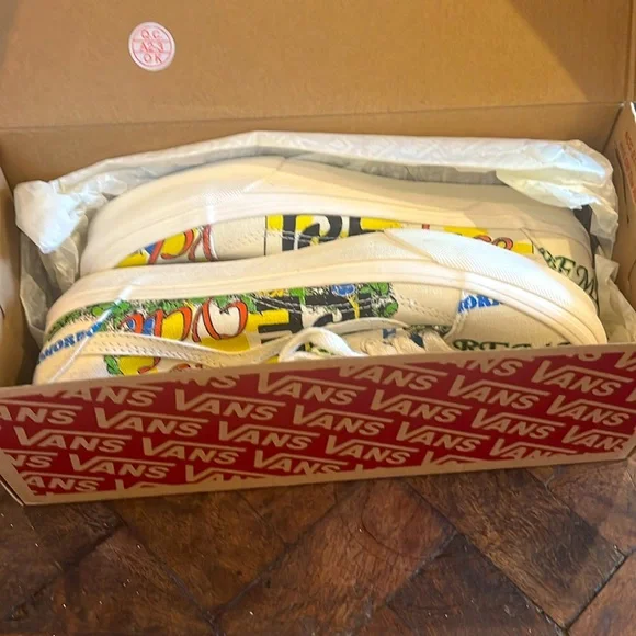 COPY - NWT Vans “Old School Tape” Sneakers Women’s 8, Men’s 6.5 New with Tag & … - Picture 6 of 14